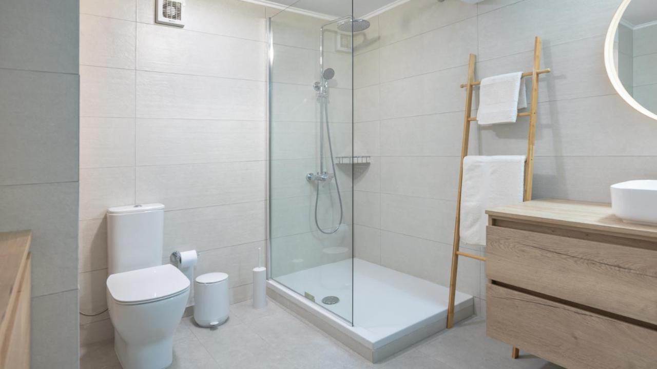 A Brand New, Beautifully Decorated Maisonette.